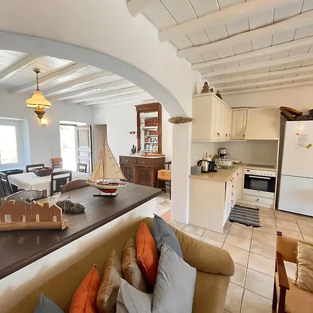 Διαμέρισμα Village Mykonos *